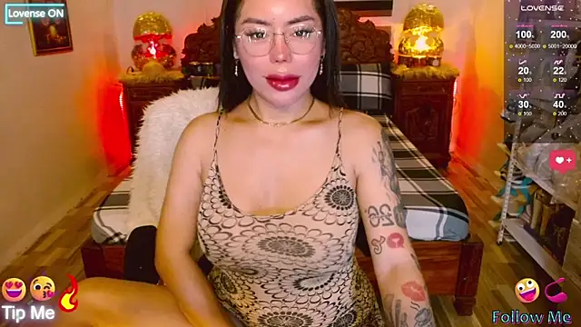 Magnificent Goddess online show from 10-24-25, 04:33