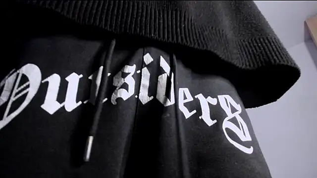 Samuel Suarez online show from 10-16-25, 05:59