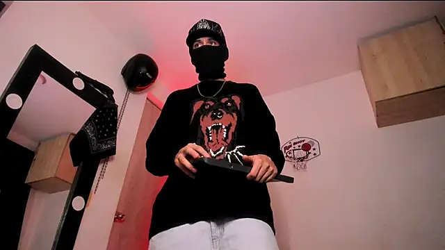 Samuel Suarez online show from 02-04-26, 04:51