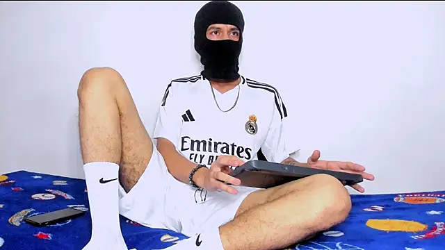 Samuel Suarez online show from 10-17-25, 06:17