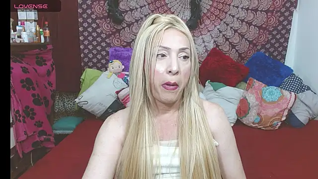 elena evans online show from 09-30-25, 04:02