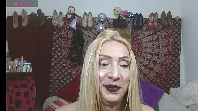 elena evans online show from 10-31-25, 04:36