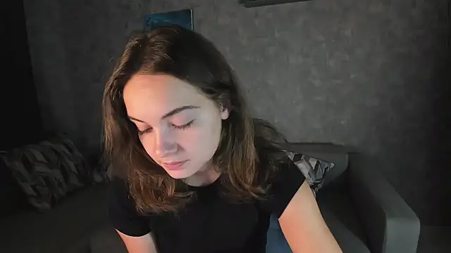 KristinaLoison online show from 11-26-25, 01:11