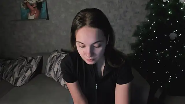 KristinaLoison online show from 01-06-26, 01:15