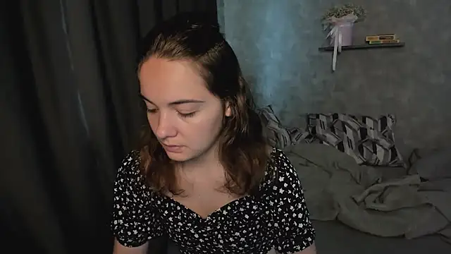 KristinaLoison online show from 06-17-26, 08:58