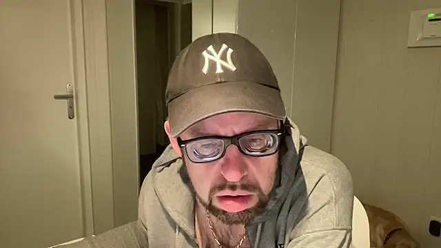 FABIOGLASSES online show from 03-15-26, 11:23