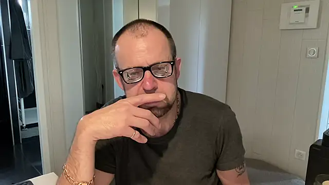 FABIOGLASSES online show from 06-11-26, 06:05