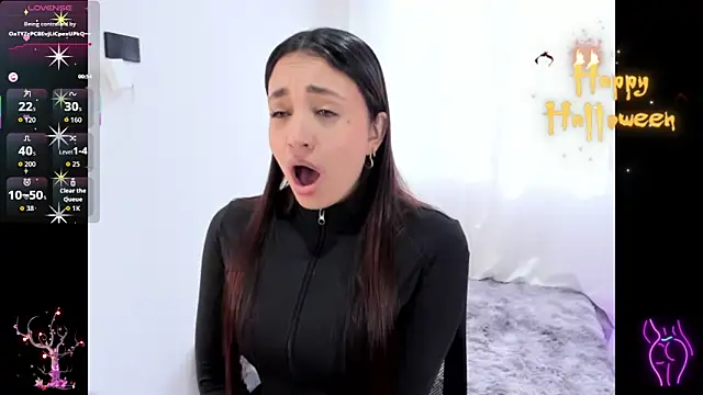 aisha es online show from 10-28-25, 07:57