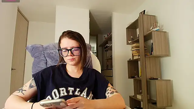 Arya starrk online show from 09-22-25, 02:23