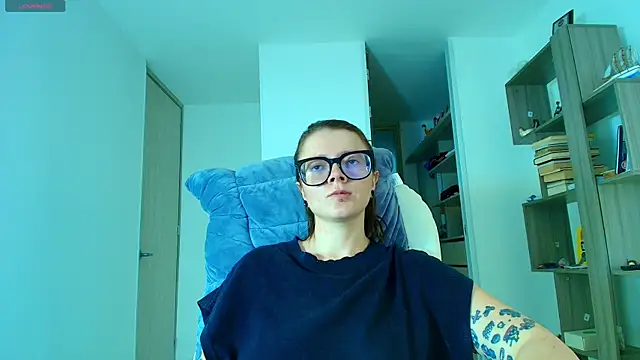 Arya starrk online show from 09-18-25, 01:47