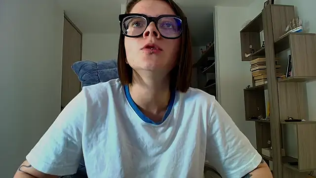 Arya starrk online show from 10-13-25, 02:29