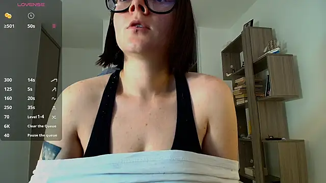 Arya starrk online show from 10-21-25, 01:54