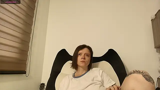 Arya starrk online show from 04-16-26, 02:18