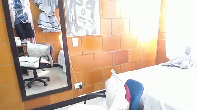 charlote temple online show from 10-23-25, 01:43