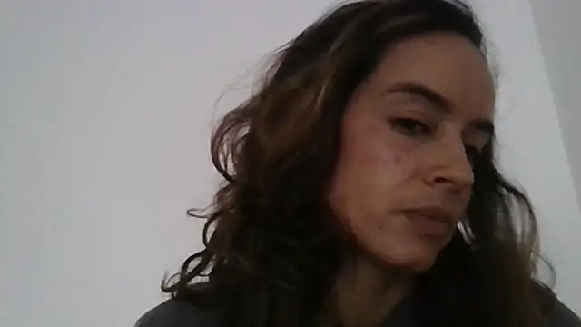 melaniepatterson online show from 10-29-25, 06:18