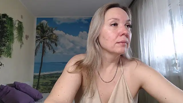 soaring love online show from 10-15-25, 05:06