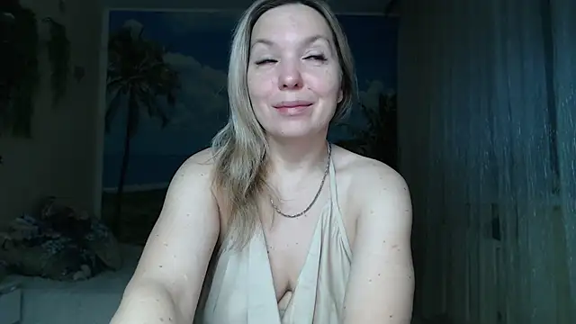 soaring love online show from 11-27-25, 04:35