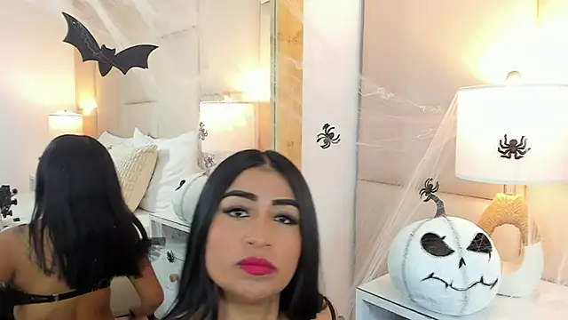 AntoniaRoss  online show from 10-15-25, 01:41