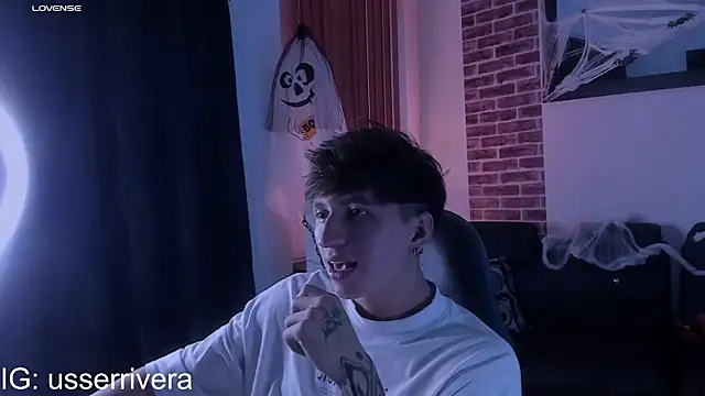 Thomass clark online show from 10-11-25, 02:56