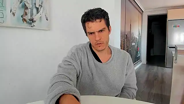 HeteroOli online show from 03-02-25, 11:52