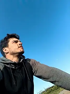 HeteroOli online show from 03-29-26, 04:19