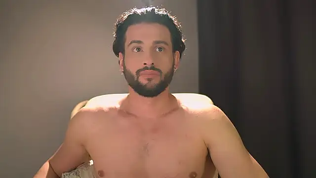 Snapshot of Keen___Luckystrike chatting on 03-01-26, 07:30 Keen Luckystrike online show from 03-01-26, 07:30