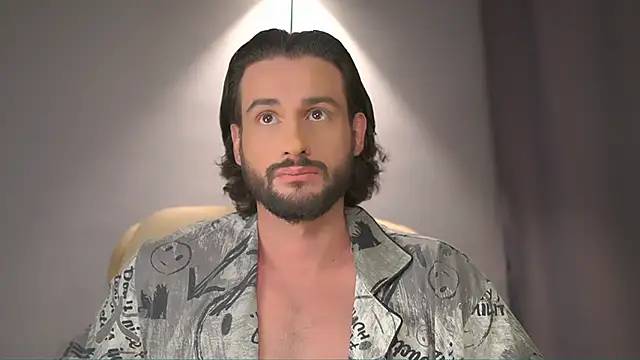 Snapshot of Keen___Luckystrike chatting on 02-06-26, 02:51 Keen Luckystrike online show from 02-06-26, 02:51