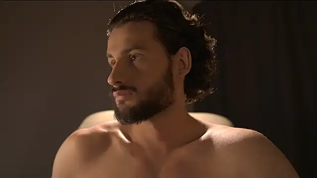 Keen   Luckystrike online show from 04-05-26, 11:44