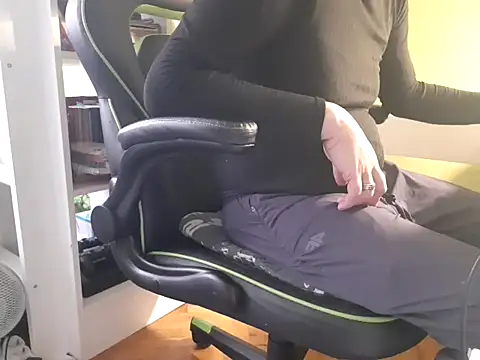 feathersify online show from 11-13-25, 06:39