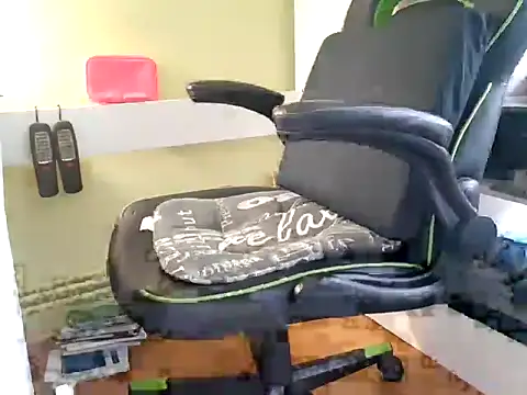 feathersify online show from 09-30-25, 06:08