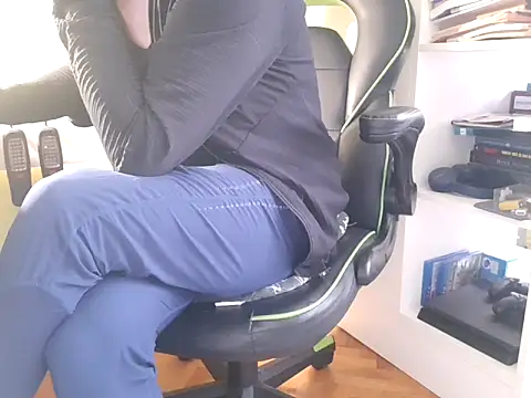 feathersify online show from 09-25-25, 06:19