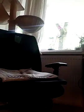 Snapshot of feathersify chatting on 05-30-26, 08:53 feathersify online show from 05-30-26, 08:53