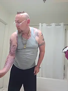 Snapshot of Littledick007007 chatting on 09-23-25, 09:05 Littledick007007 online show from 09-23-25, 09:05