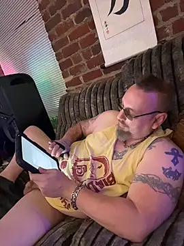 Snapshot of Littledick007007 chatting on 07-03-26, 04:52 Littledick007007 online show from 07-03-26, 04:52