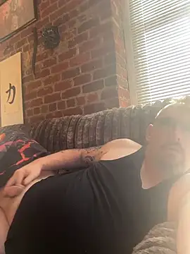 Littledick007007 online show from 12-03-25, 04:28