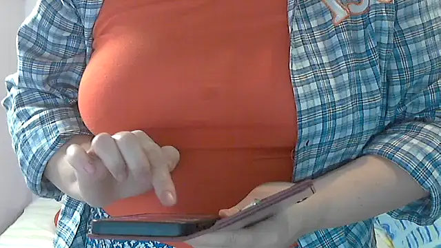 Snapshot of Lusi-777 chatting on 10-06-25, 01:12 Lusi-777 online show from 10-06-25, 01:12