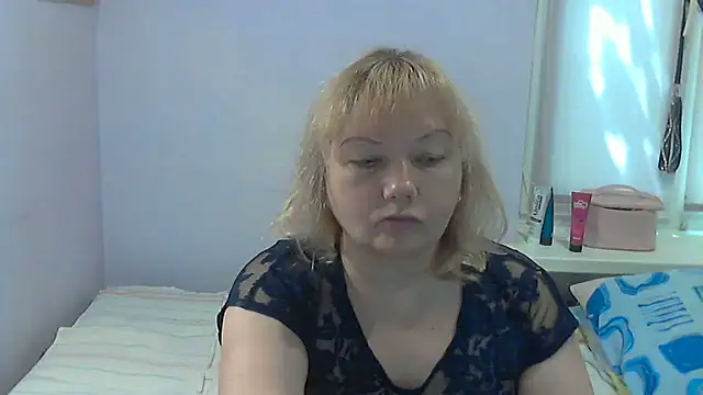 Snapshot of Lusi-777 chatting on 06-25-26, 08:52 Lusi-777 online show from 06-25-26, 08:52