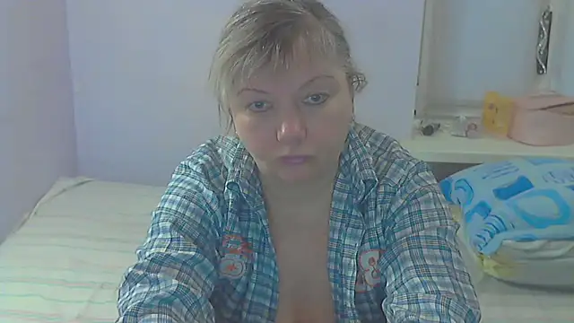 Snapshot of Lusi-777 chatting on 10-19-25, 11:46 Lusi-777 online show from 10-19-25, 11:46