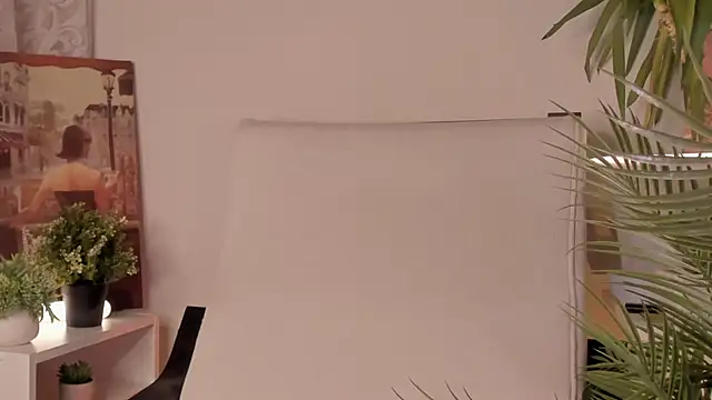 Snapshot of Ana_Peachy_ chatting on 03-04-25, 08:05 Ana Peachy  online show from 03-04-25, 08:05