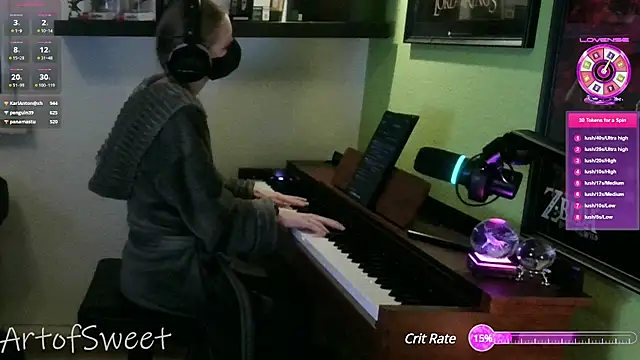 Snapshot of ArtofSweet chatting on 12-09-24, 12:12 ArtofSweet online show from 12-09-24, 12:12