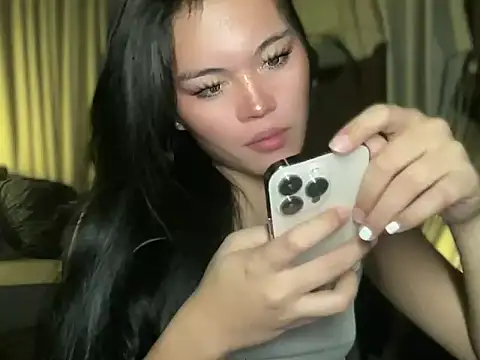 Lilly cruz online show from 11-08-25, 05:11