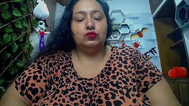 Snapshot of TistMature chatting on 10-21-25, 01:10 TistMature online show from 10-21-25, 01:10