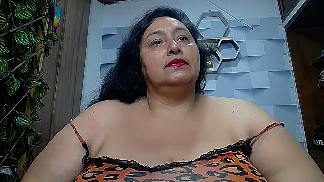 Snapshot of TistMature chatting on 10-07-25, 01:12 TistMature online show from 10-07-25, 01:12