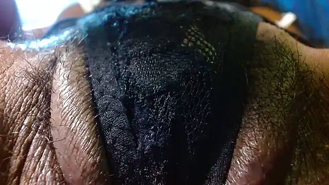 bethanywilson 23 online show from 11-21-25, 04:17