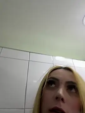 Snapshot of tinker_exotic_1 chatting on 03-13-25, 11:27 tinker exotic 1 online show from 03-13-25, 11:27