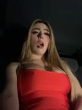 Snapshot of tinker_exotic_1 chatting on 03-23-25, 01:42 tinker exotic 1 online show from 03-23-25, 01:42