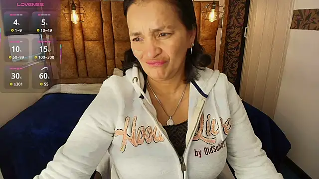 Snapshot of MarilynMiilf_ chatting on 05-13-26, 07:32 MarilynMiilf online show from 05-13-26, 07:32