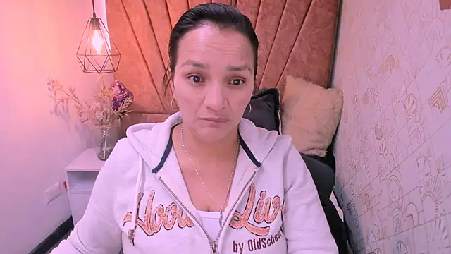 MarilynMiilf  online show from 10-18-25, 08:11