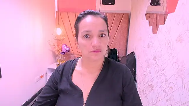 MarilynMiilf  online show from 09-18-25, 07:39