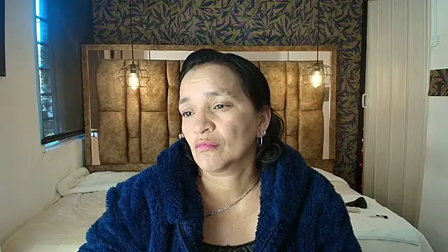 Snapshot of MarilynMiilf_ chatting on 06-10-26, 07:37 MarilynMiilf online show from 06-10-26, 07:37
